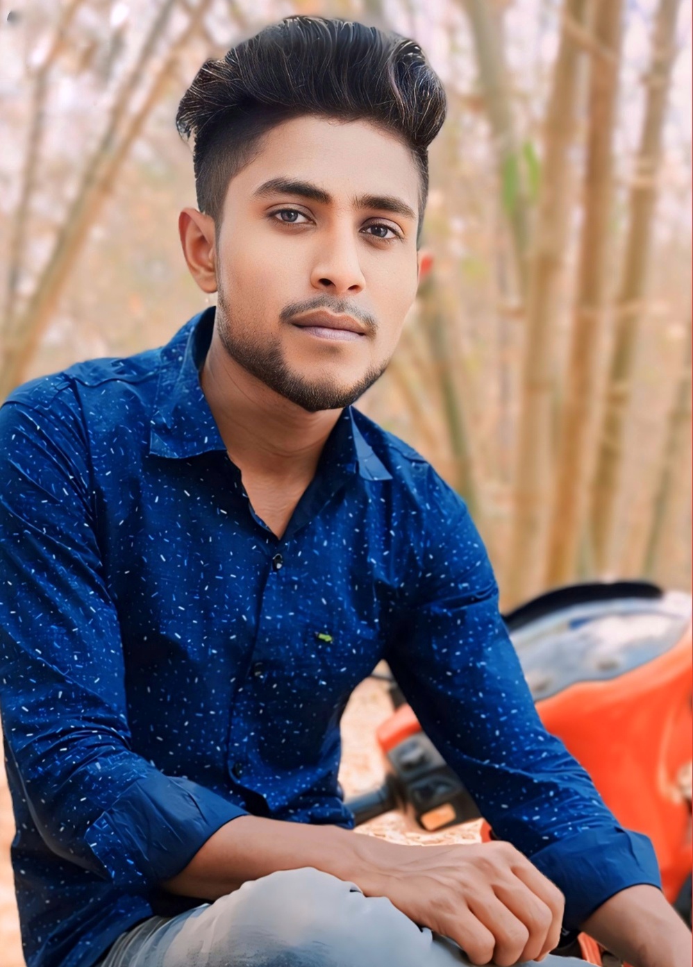 Biodata Image