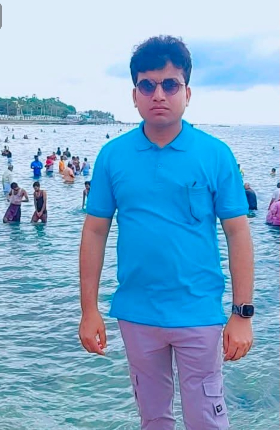 Biodata Image