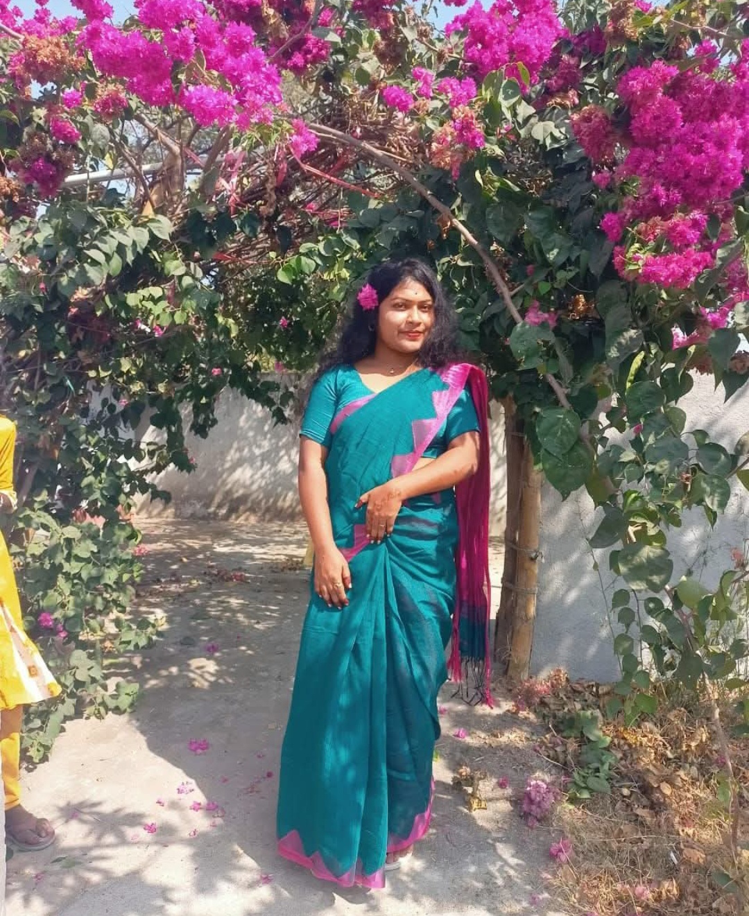 Biodata Image