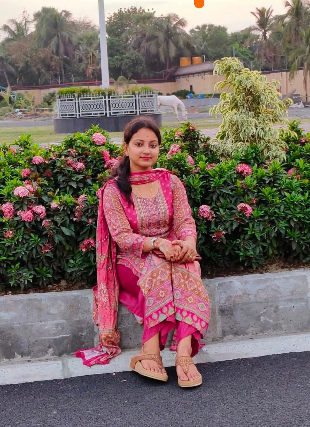 Biodata Image