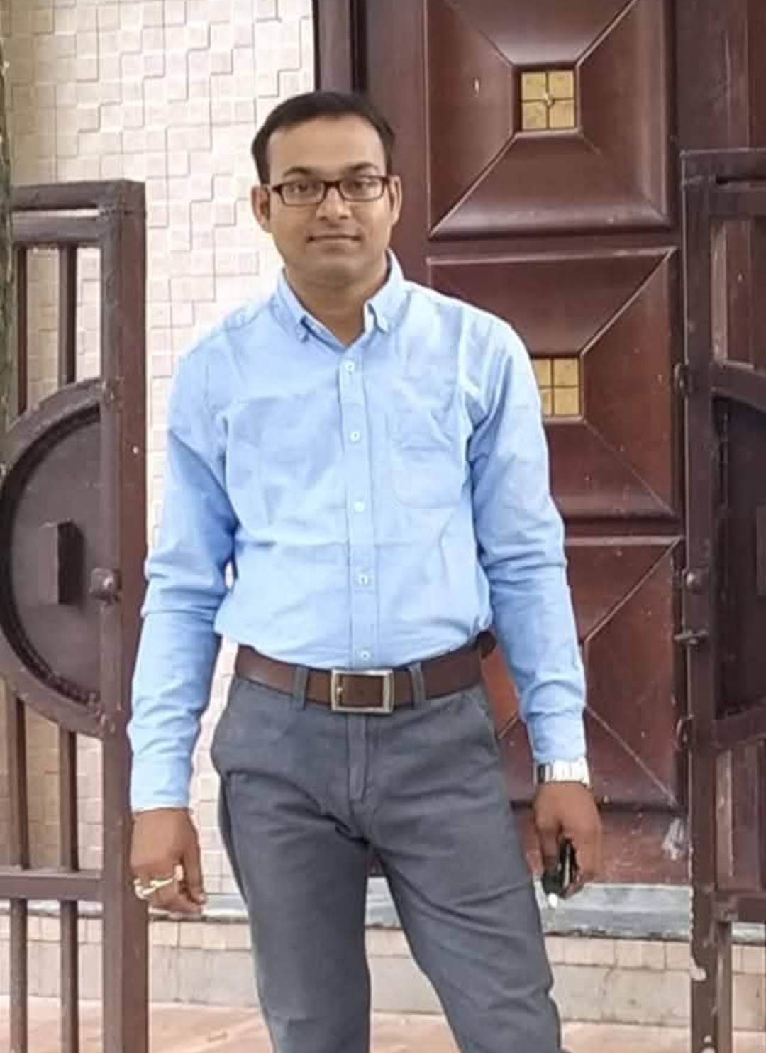 Biodata Image
