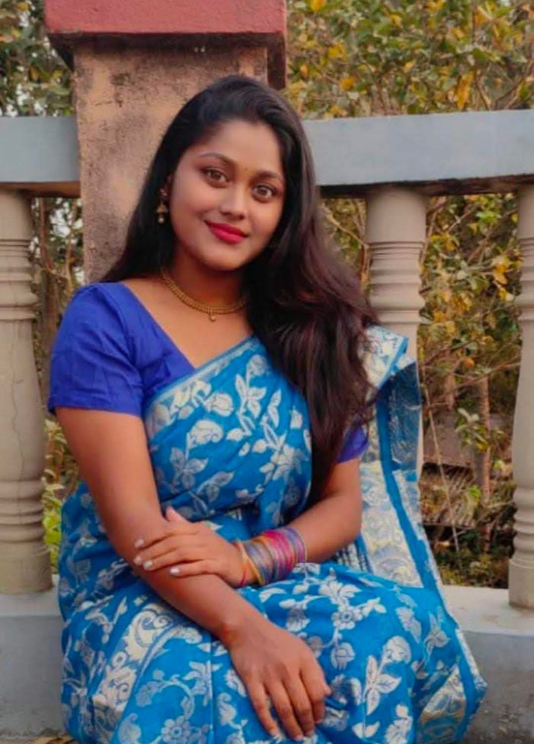 Biodata Image