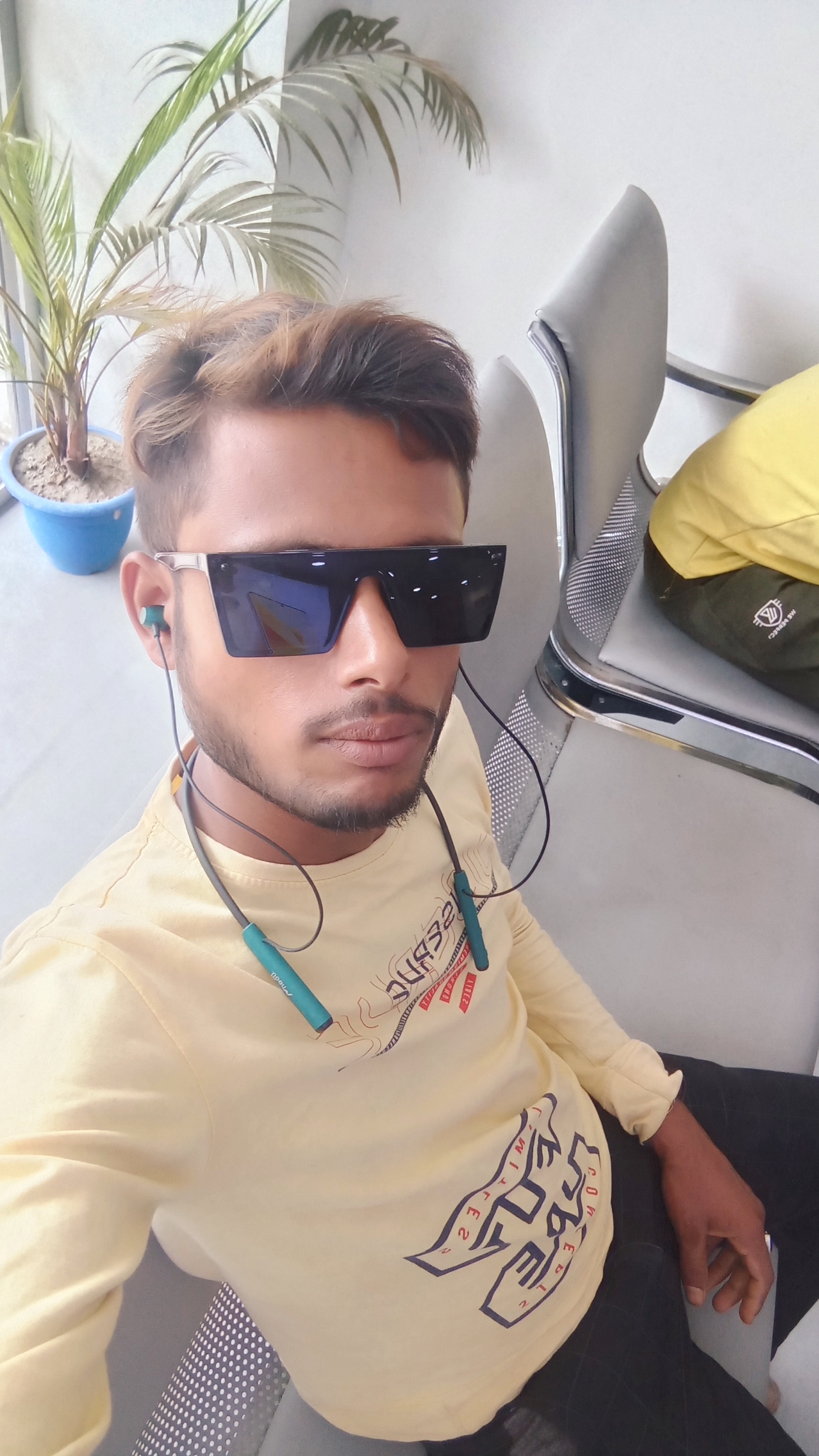Biodata Image